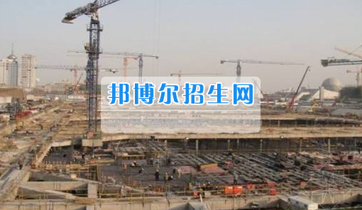 成都讀建筑工程施工技術(shù)的大專