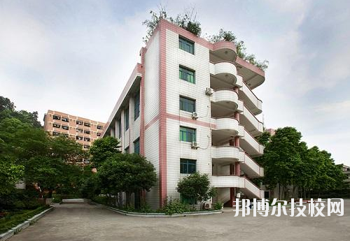 重慶護(hù)士學(xué)校怎么樣、好不好