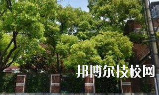 蘭州城市建設(shè)學(xué)校2020年招生辦聯(lián)系電話(huà)