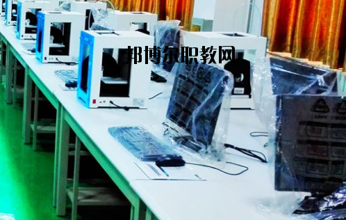 甘肅裝備制造業(yè)技師學(xué)院2020年招生辦聯(lián)系電話(huà)