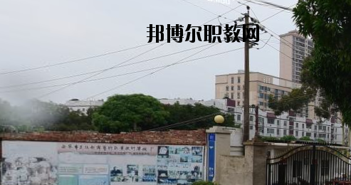 南寧民族歌舞藝術(shù)職業(yè)技術(shù)學(xué)校怎么樣、好不好