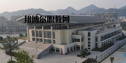 貴陽長征職業(yè)技術學校2020年招生辦聯(lián)系電話