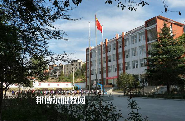 十堰丹江口工業(yè)技工學校