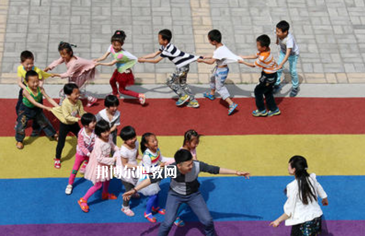 湖北2020年初中生有哪些幼師學(xué)校