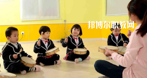 貴州2020年幼師學校都有什么專業(yè)適合男生