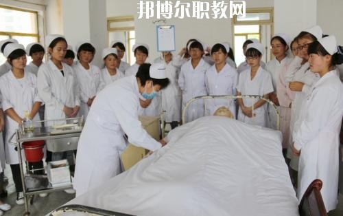 四川2020年比較好的衛(wèi)校大專學(xué)校