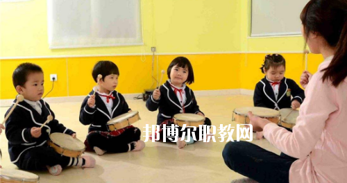 貴州2020年女生讀幼師學校