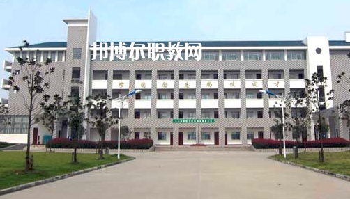 安徽2020年鐵路學(xué)校是大專還是中專