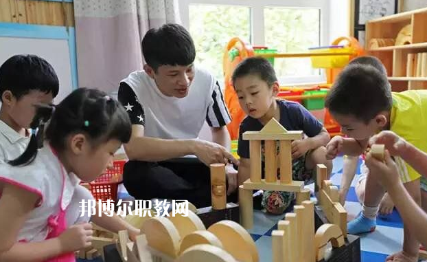 湖北2020年幼師學校畢業(yè)是什么文憑