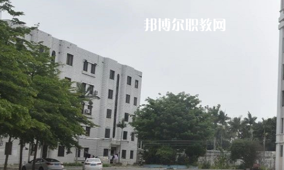 吳川職業(yè)高級中學(xué)怎么樣、好不好