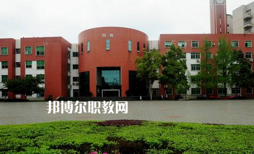 重慶2021年讀汽修學(xué)校一年要多少錢(qián)