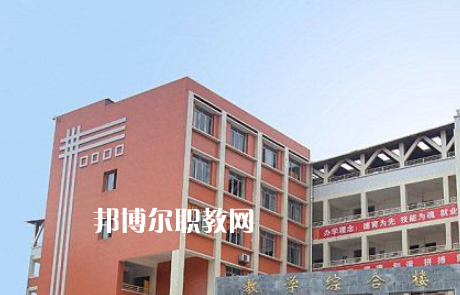 四川瀘縣建筑職業(yè)中專(zhuān)學(xué)校2022年宿舍條件